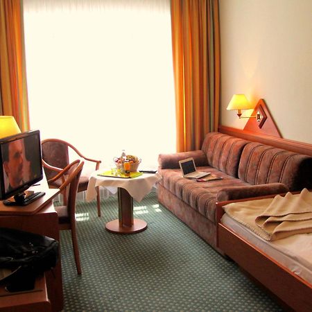 Hotel Hallerhof Бад-Халль Экстерьер фото