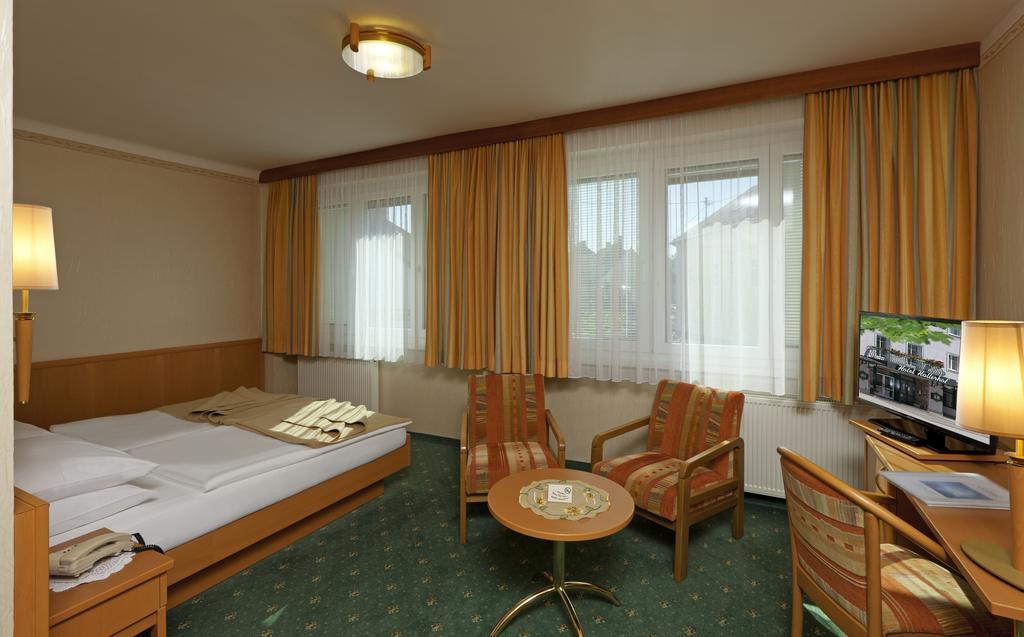 Hotel Hallerhof Бад-Халль Экстерьер фото
